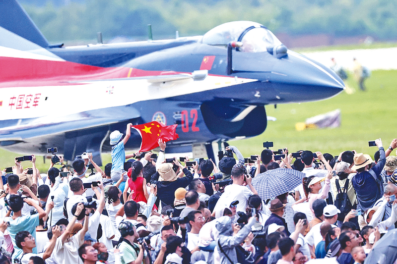 免费看男生靠女生逼的abb长春航空展迎来首个公众日